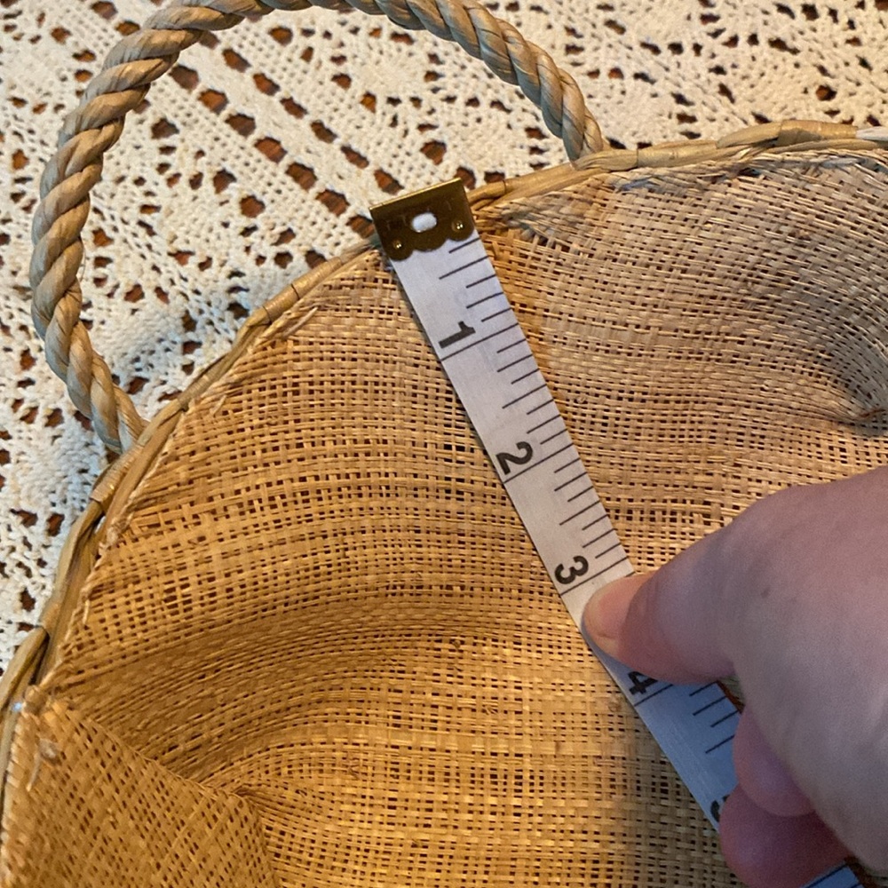 Vintage Basket - Picture 11 of 11